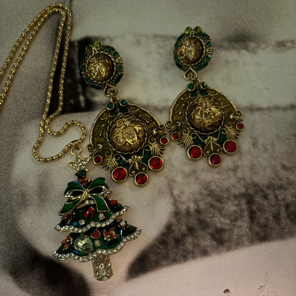 Vintage Kirks Folly earrings and Betsey Johnson Christmas Tree Necklace